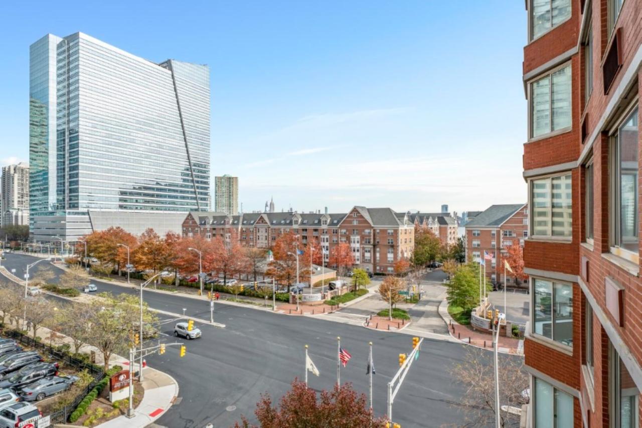 Bluebird Suites Near Newport Centre Jersey City Buitenkant foto